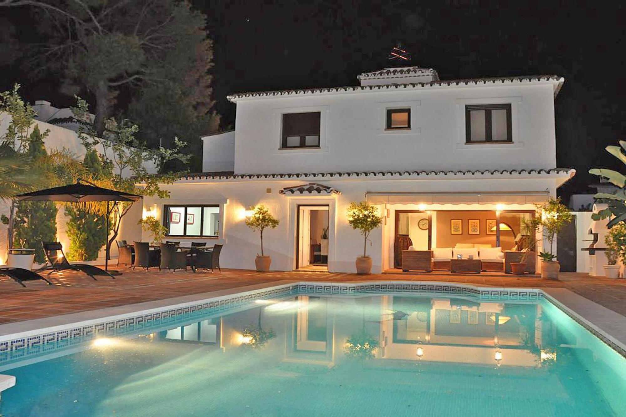 1102 With Pool ,lounge, Bbq ,direkt In Willa *